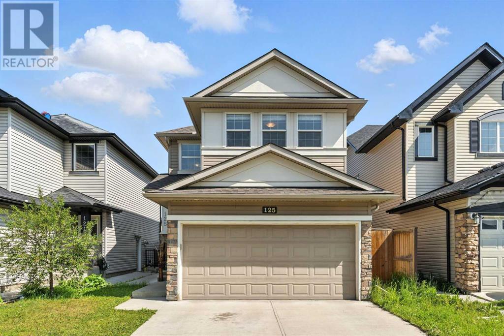 Single Family House for Sale in  Saddlelake Green NE Saddle Ridge Calgary 