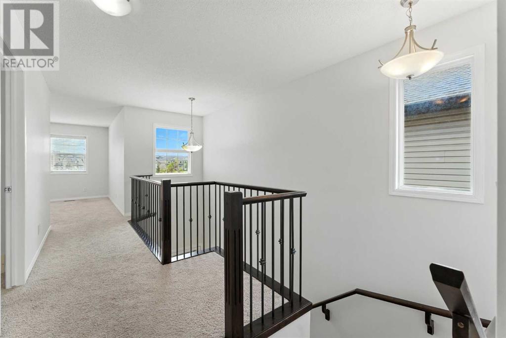 Single Family House for Sale in  Saddlelake Green NE Saddle Ridge Calgary 