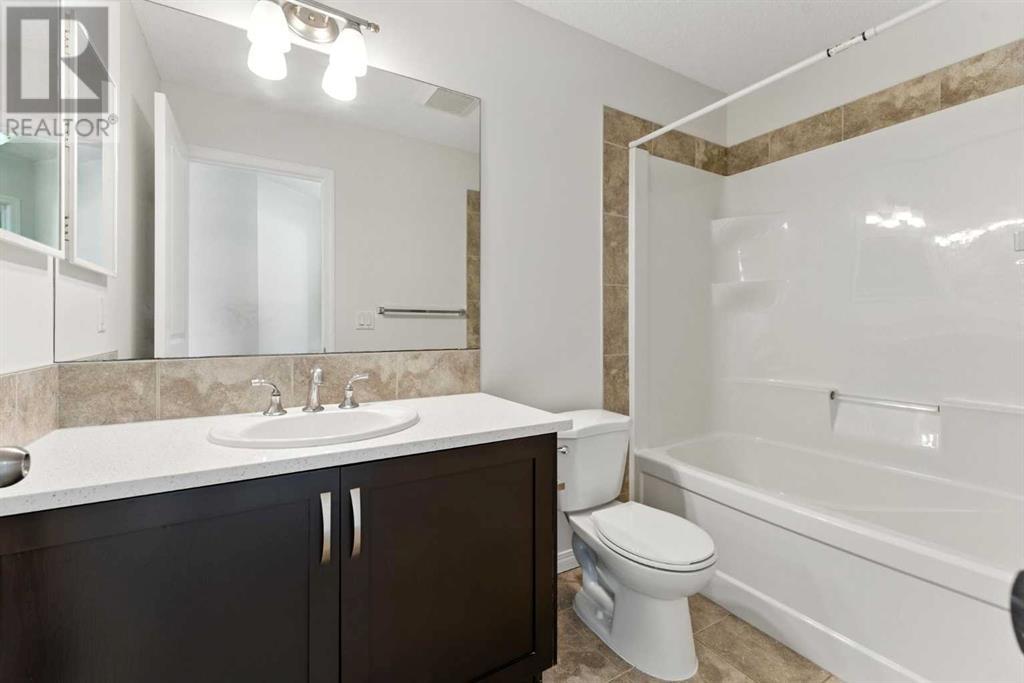 Single Family House for Sale in  Saddlelake Green NE Saddle Ridge Calgary 