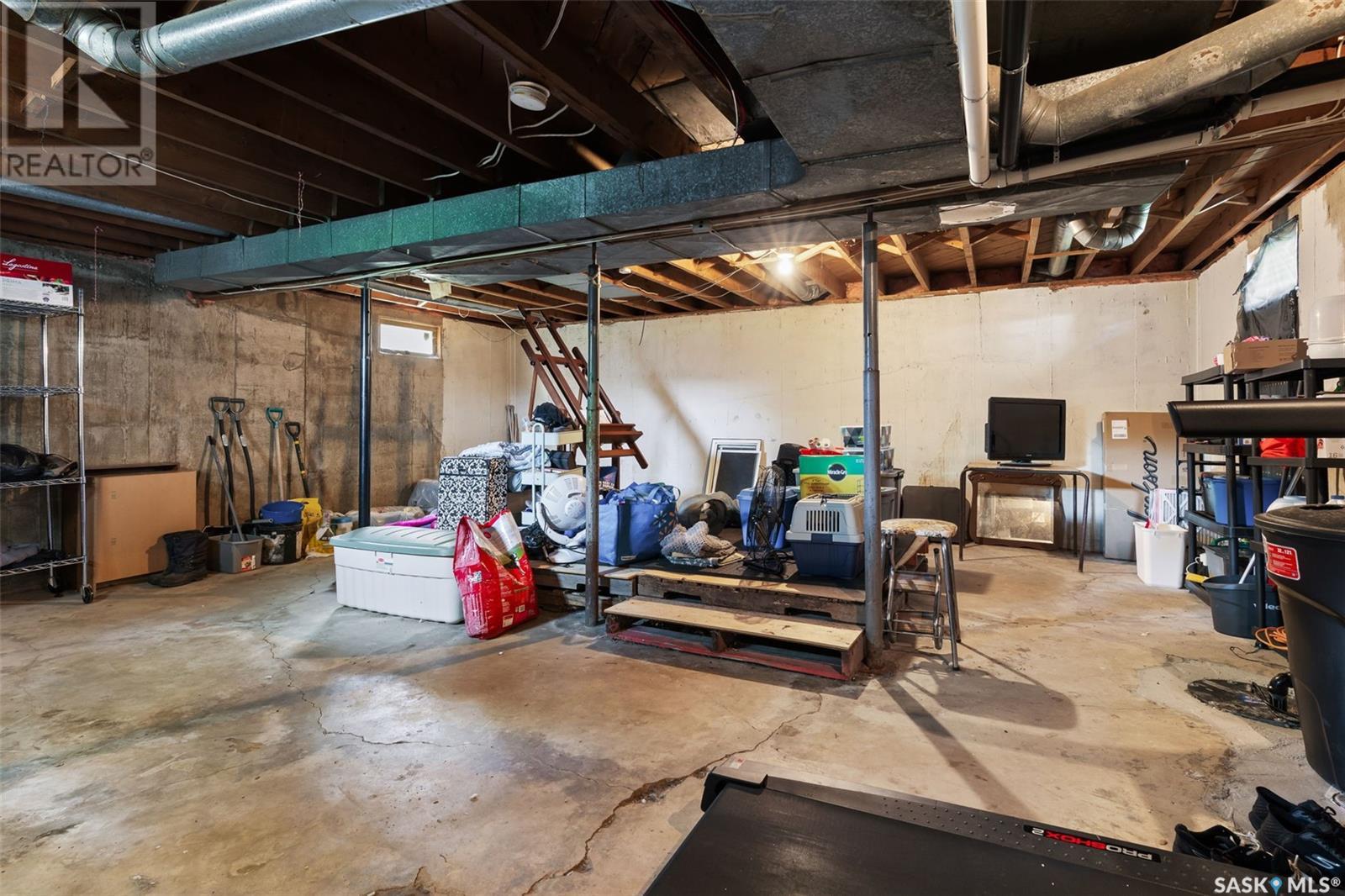 Photo 17 of 1649 Garnet Street, Regina SK