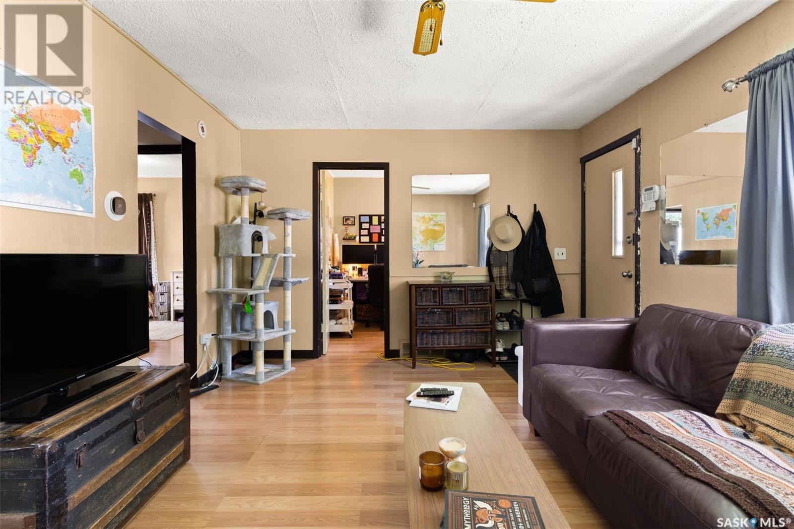 Photo 5 of 1649 Garnet Street, Regina SK