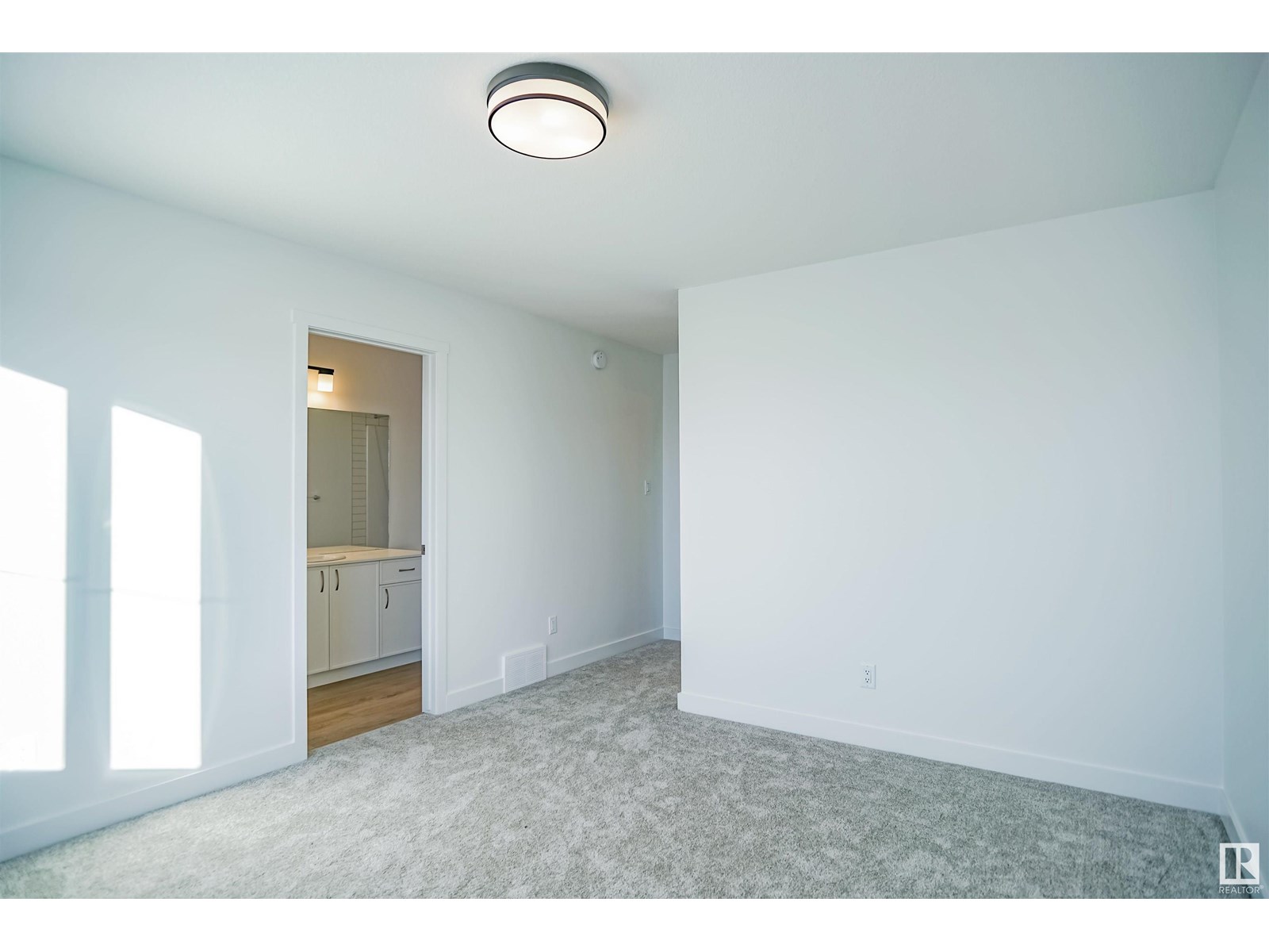 Photo 18 of 9732 Carson Pl Sw, Edmonton AB