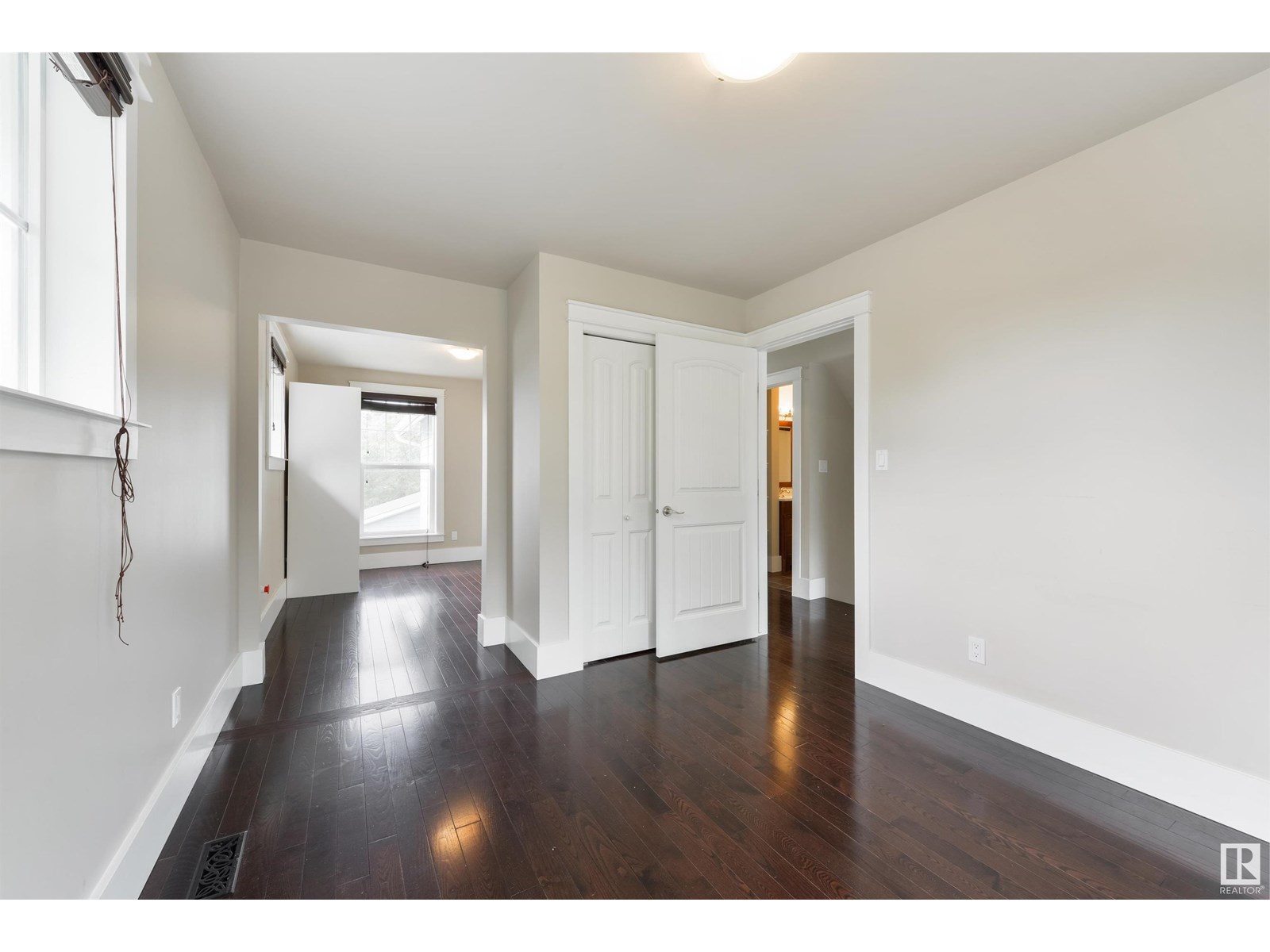 Photo 43 of 11216 67 St Nw, Edmonton AB
