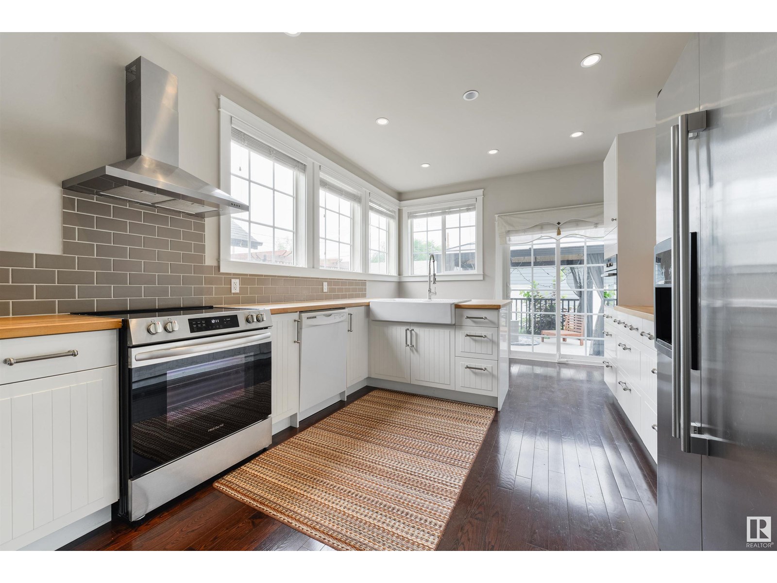 Photo 7 of 11216 67 St Nw, Edmonton AB