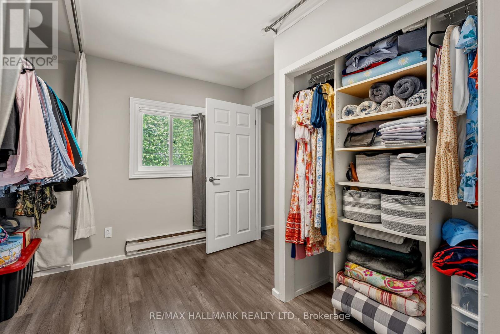 Photo 18 of 41 Shirlea Boulevard, Georgina ON