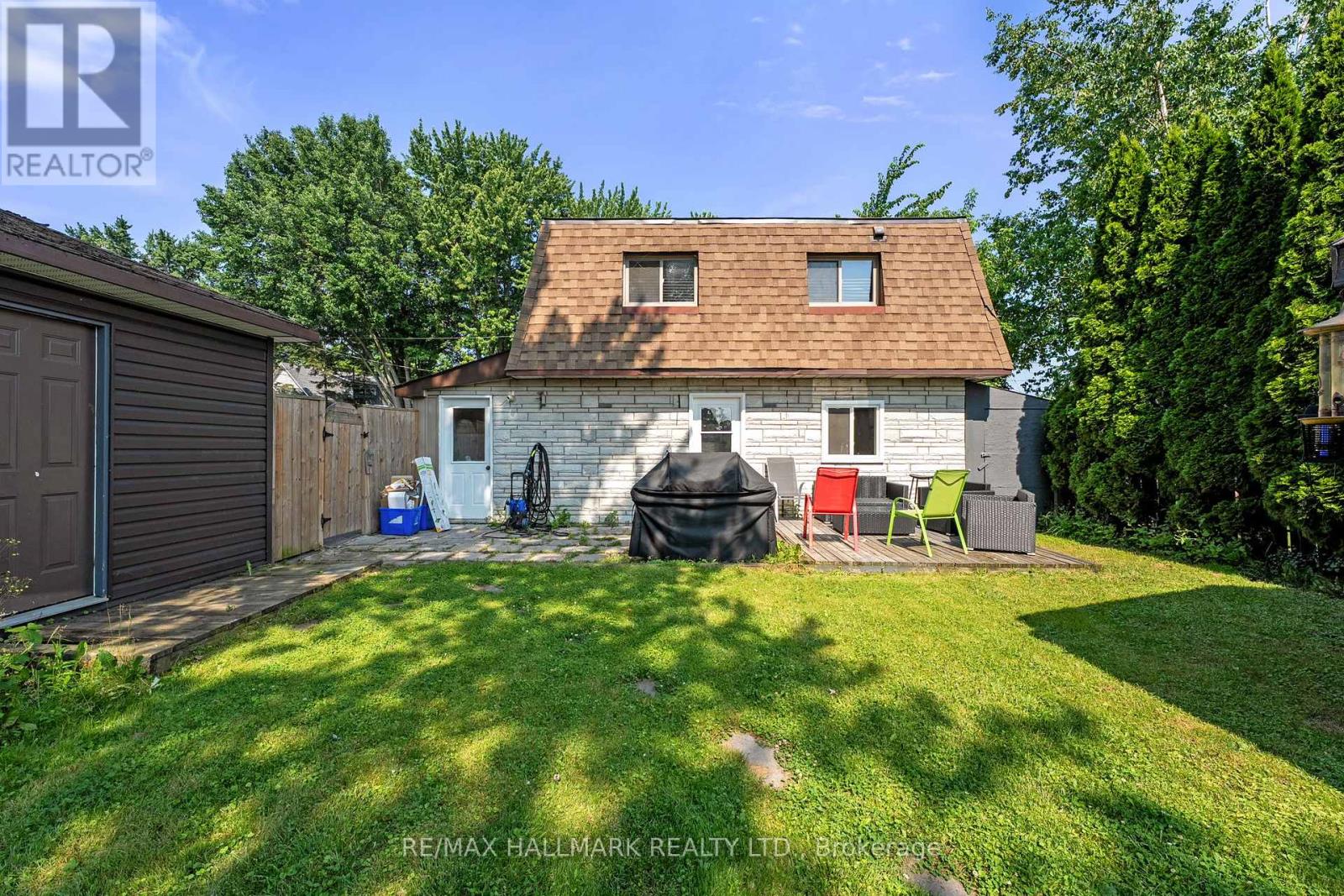 Photo 28 of 41 Shirlea Boulevard, Georgina ON