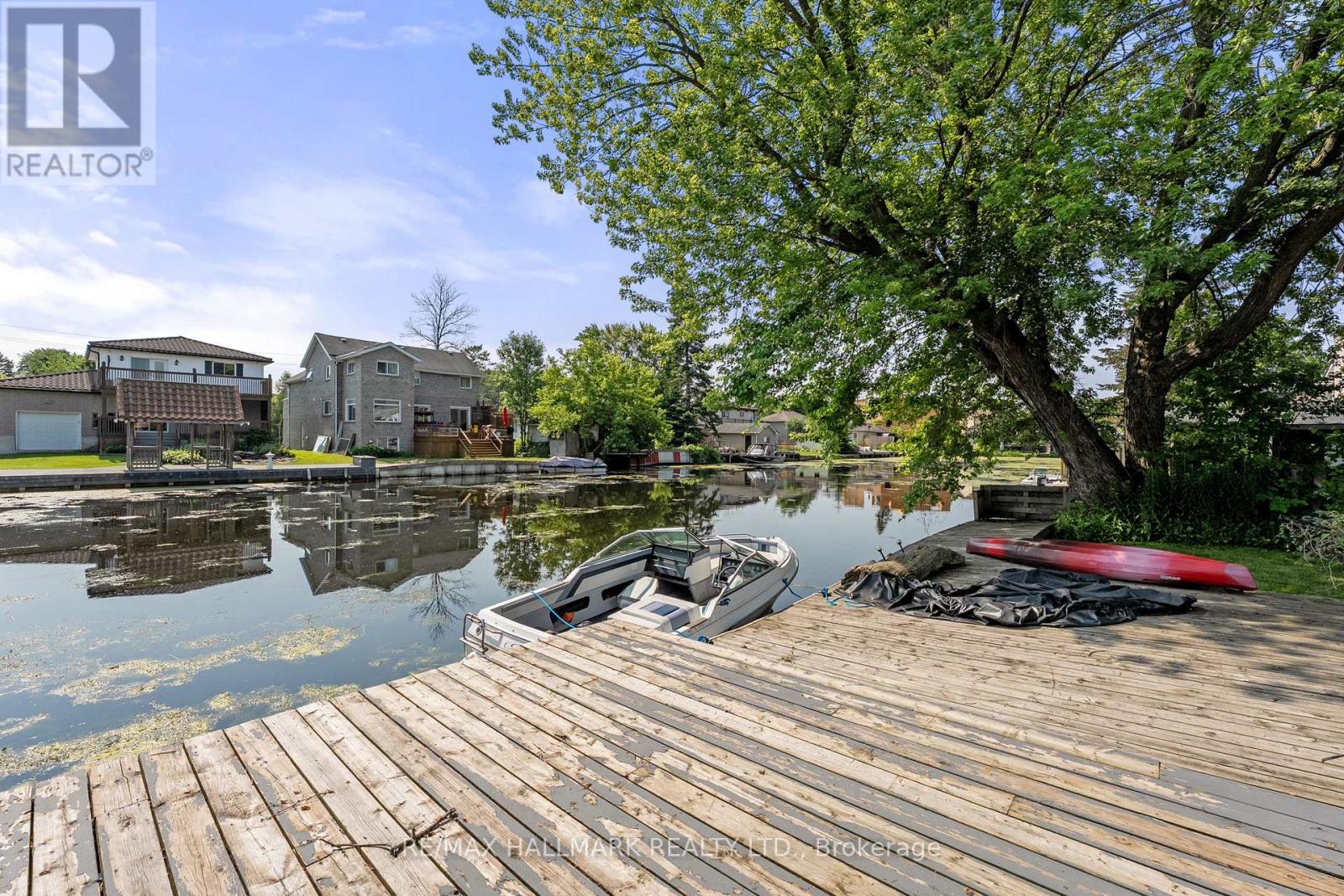 Photo 20 of 41 Shirlea Boulevard, Georgina ON
