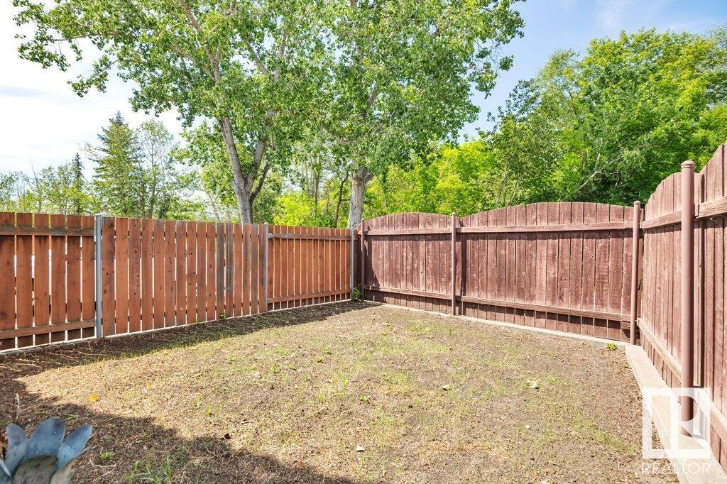 Photo 23 of 3520 103 Av Nw, Edmonton AB