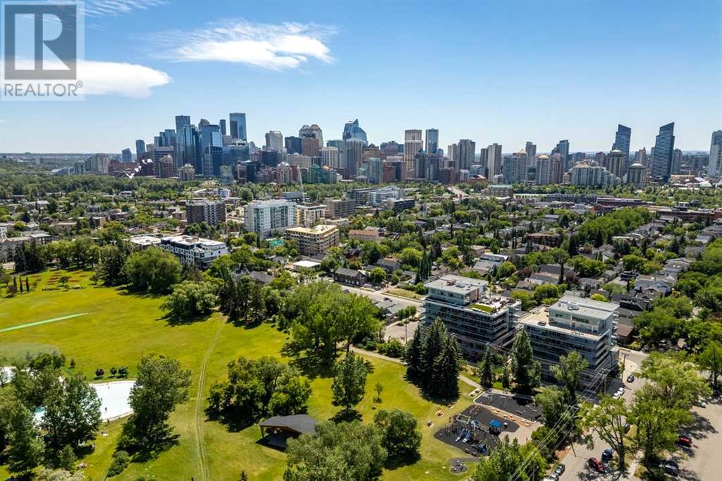 Single Family House for Sale in    Avenue NW Hillhurst Calgary 