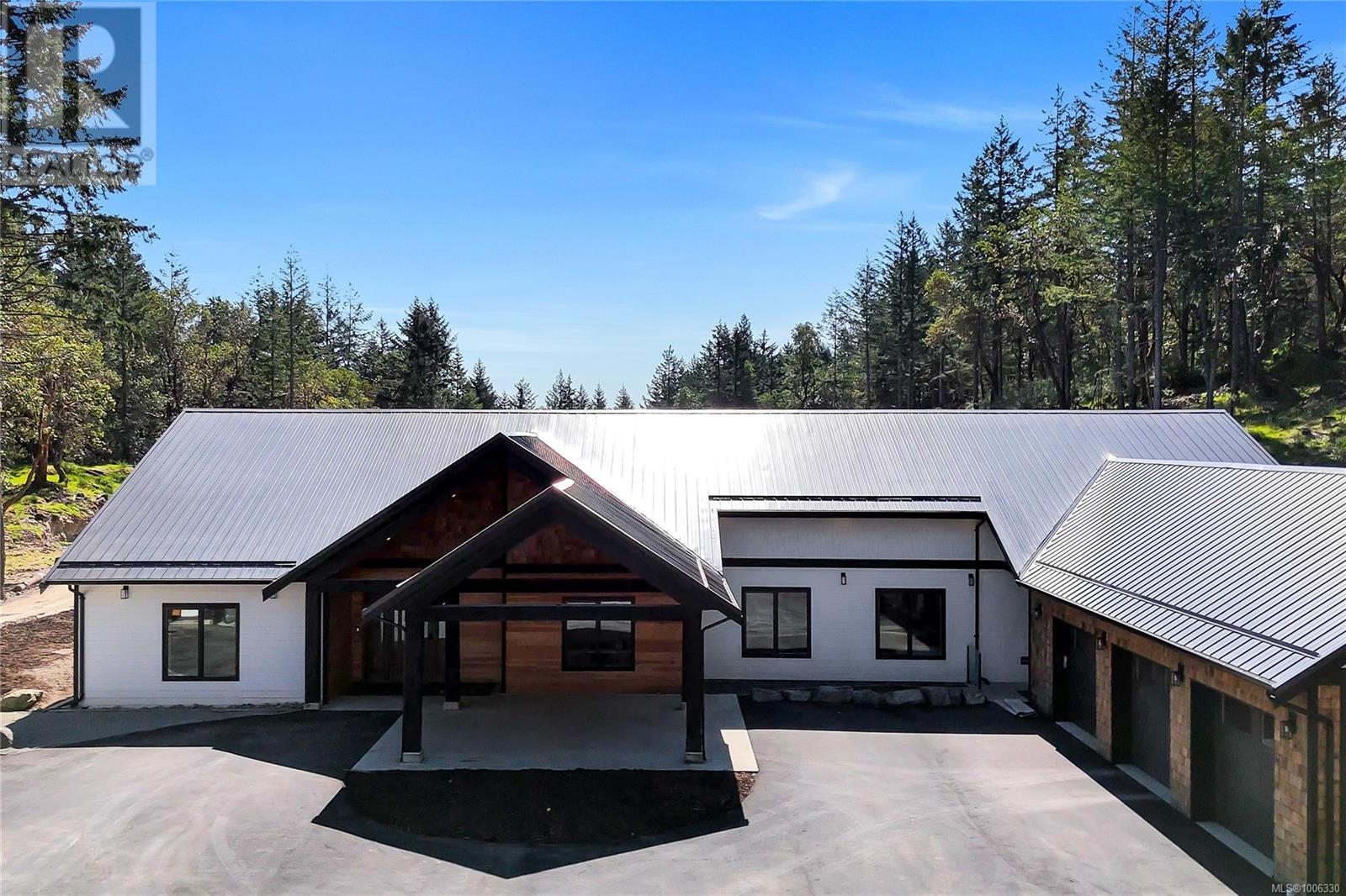  6707 Willis Point Road, Central Saanich