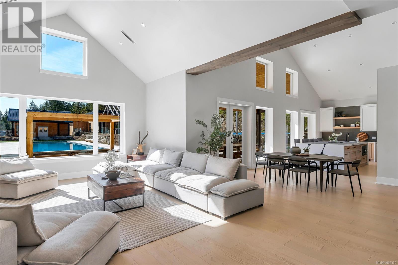  6707 Willis Point Road, Central Saanich