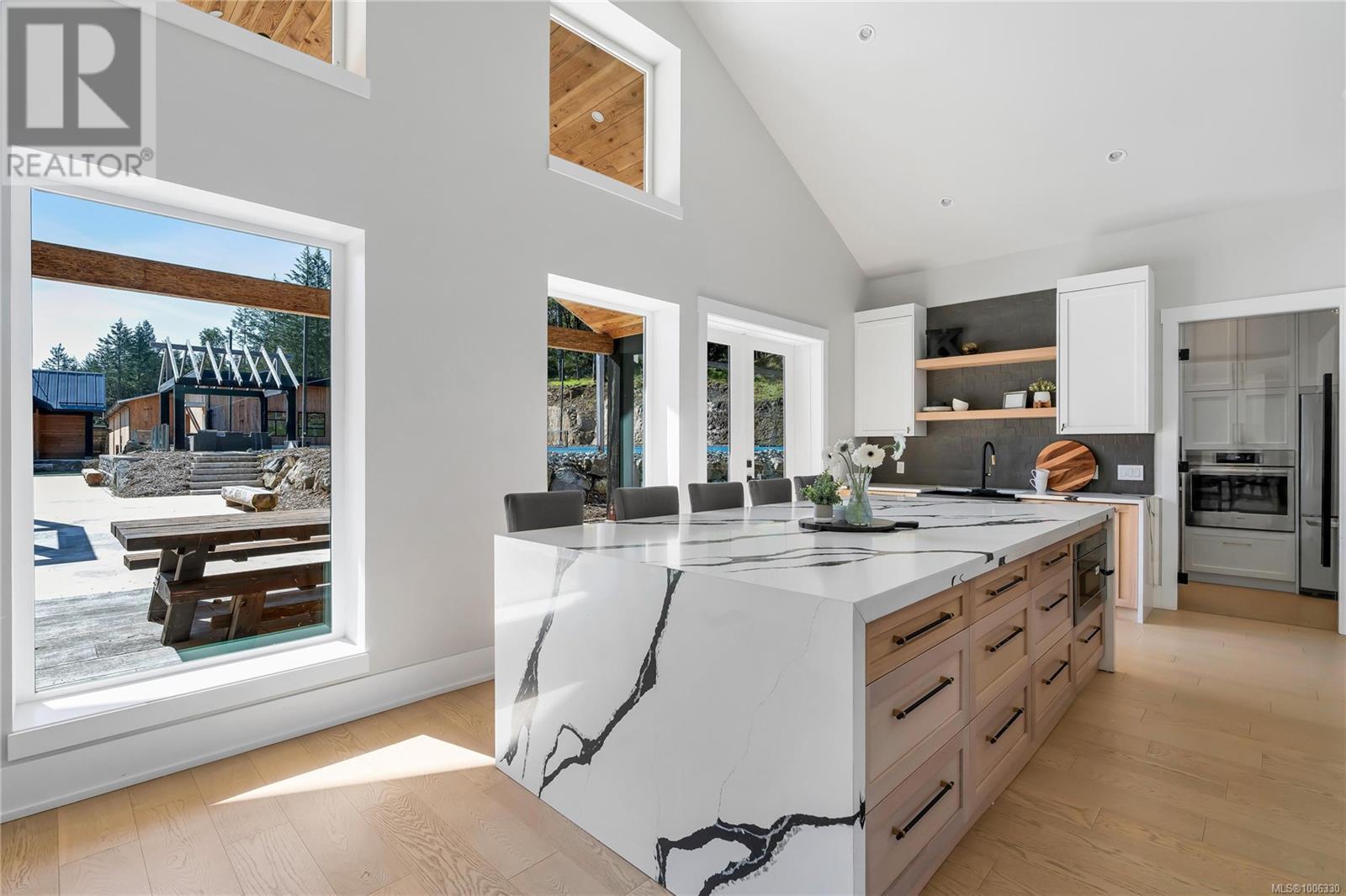  6707 Willis Point Road, Central Saanich
