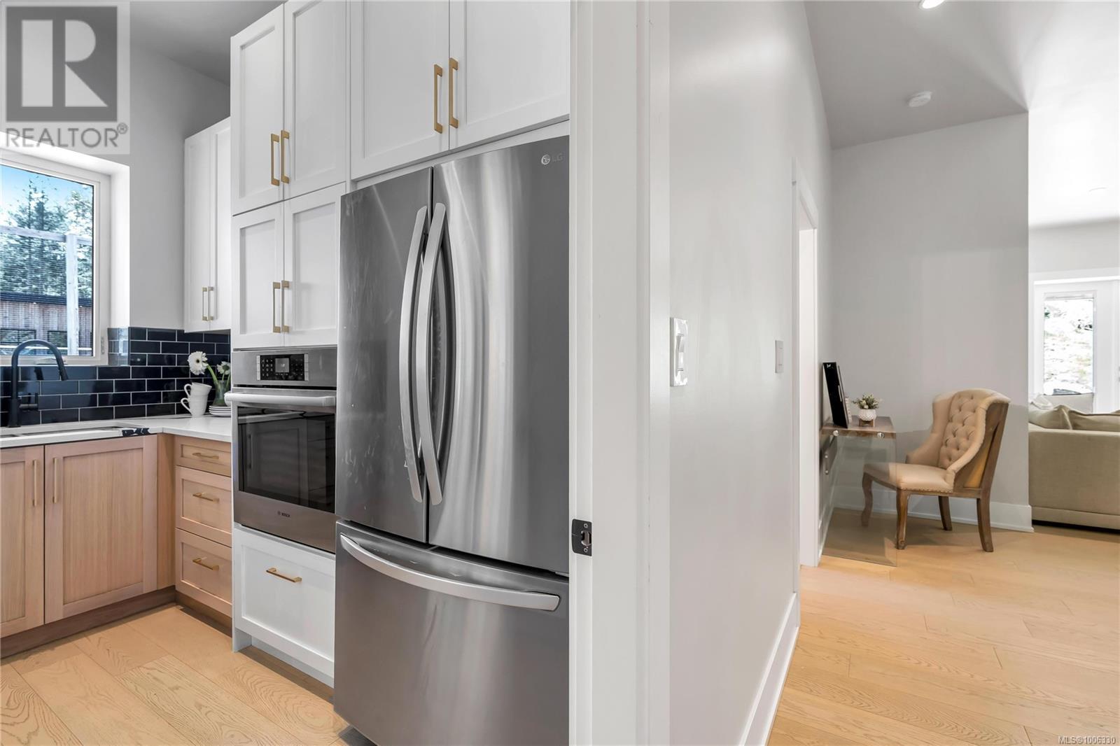  6707 Willis Point Road, Central Saanich