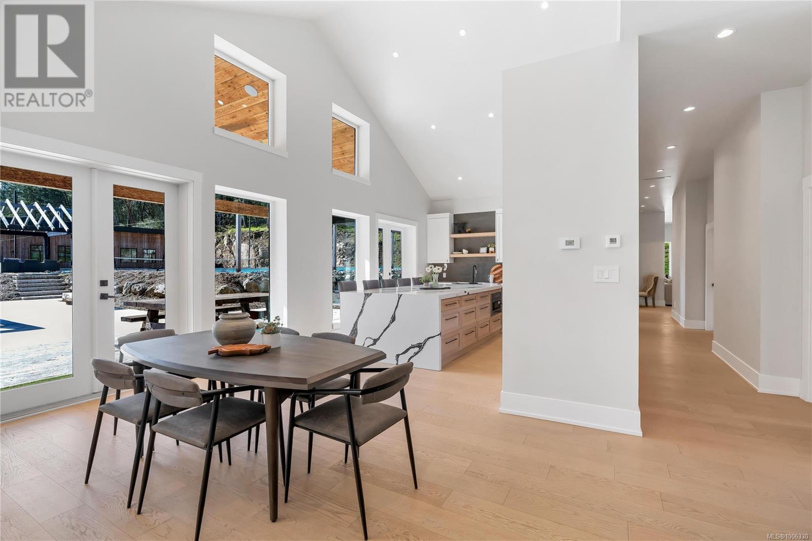  6707 Willis Point Road, Central Saanich