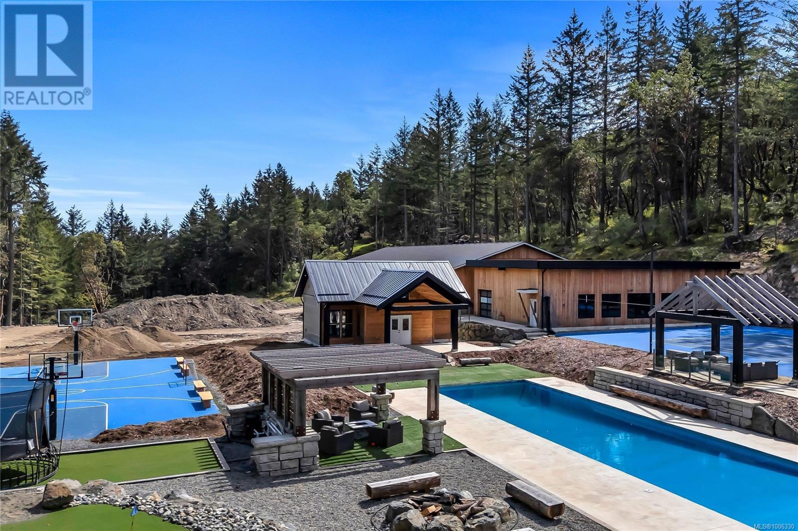  6707 Willis Point Road, Central Saanich
