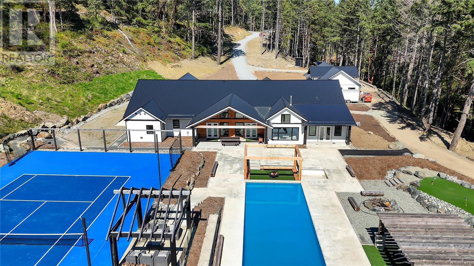  6707 Willis Point Road, Central Saanich