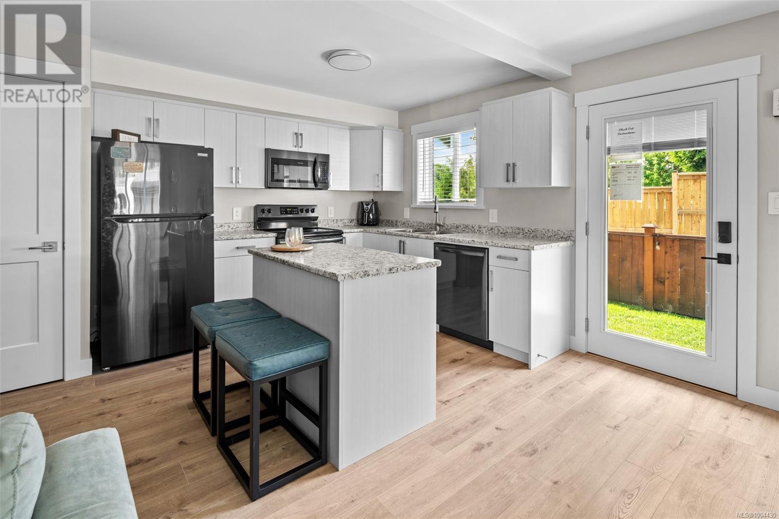 Photo 34 of 6710 Helgesen Rd, Sooke BC