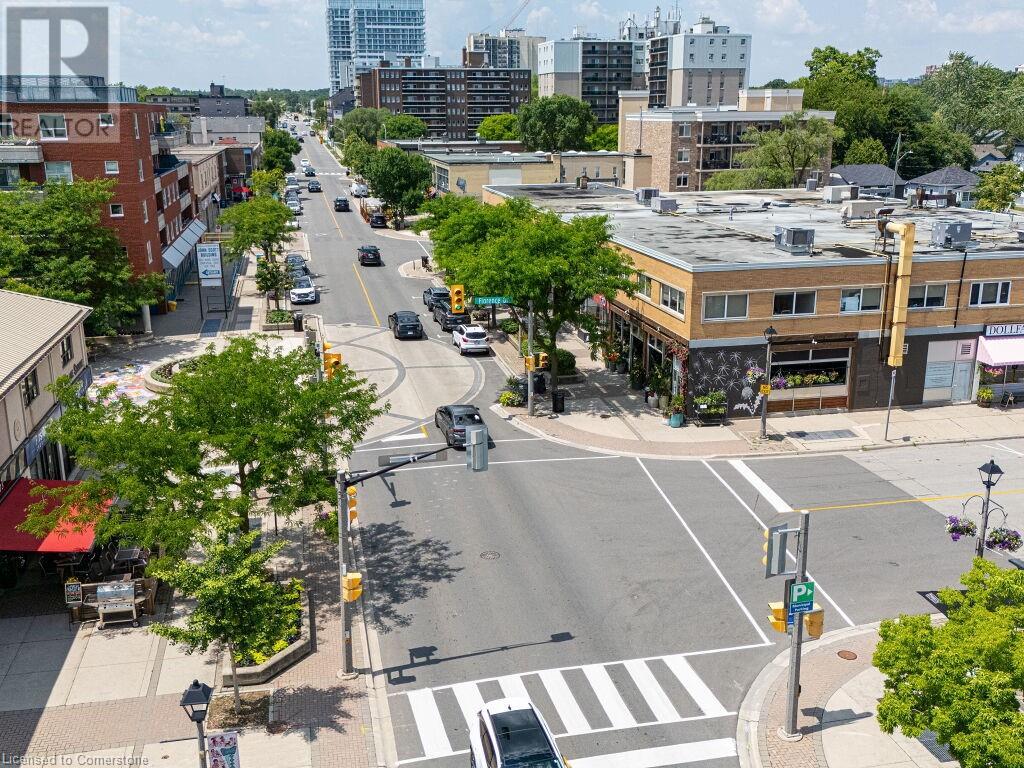 Photo 38 of 63 Washington Avenue, Oakville ON