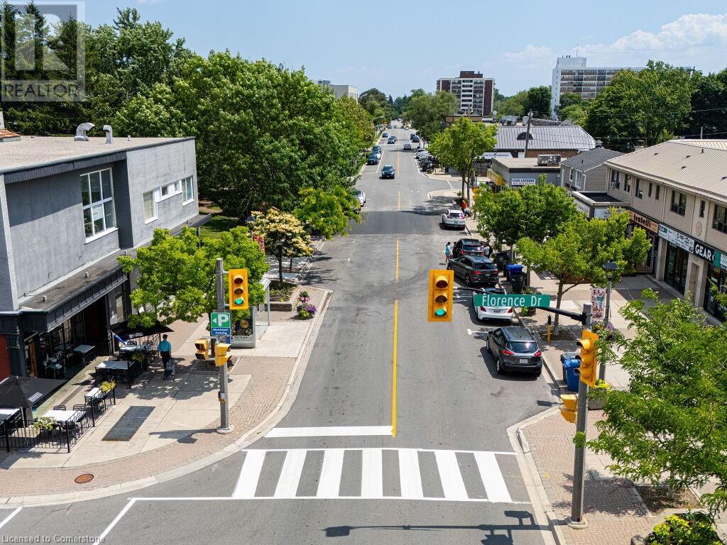 Photo 40 of 63 Washington Avenue, Oakville ON
