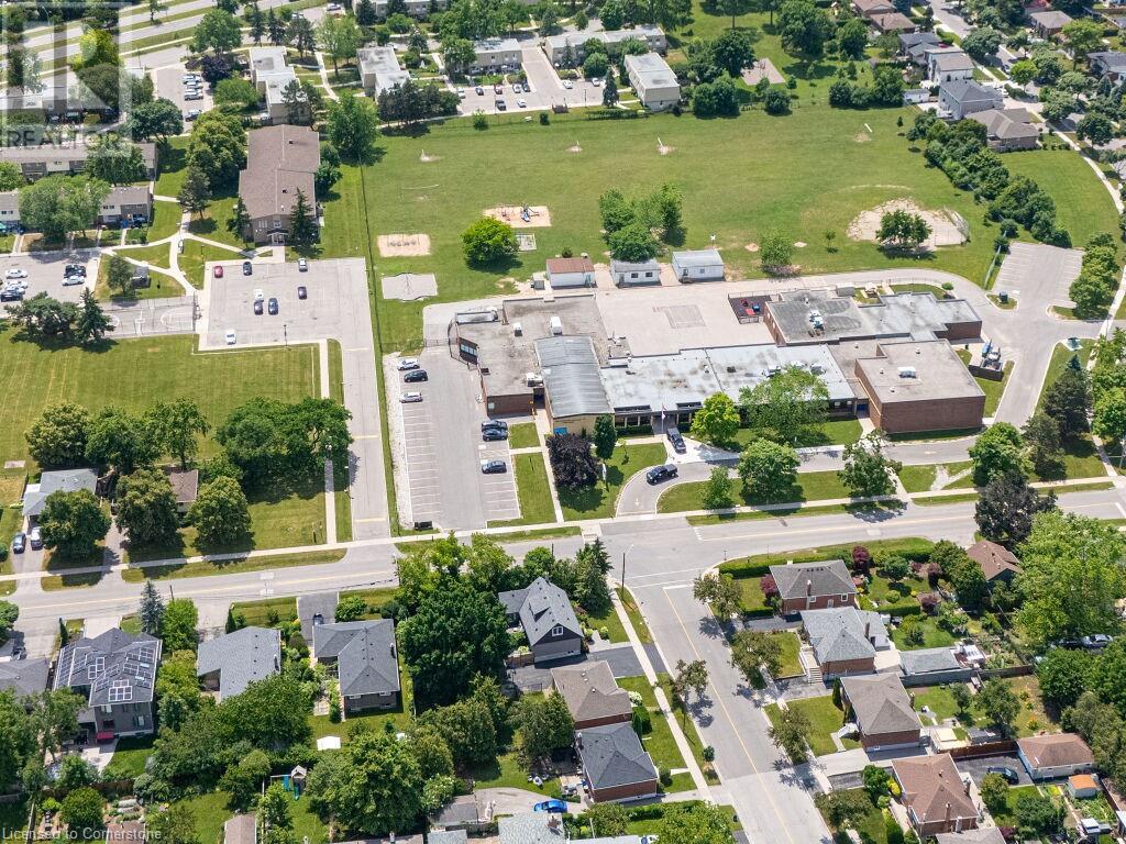 Photo 48 of 63 Washington Avenue, Oakville ON