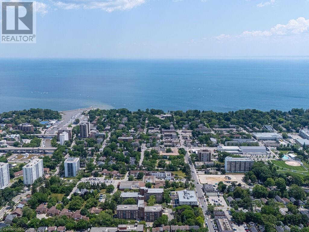 Photo 50 of 63 Washington Avenue, Oakville ON