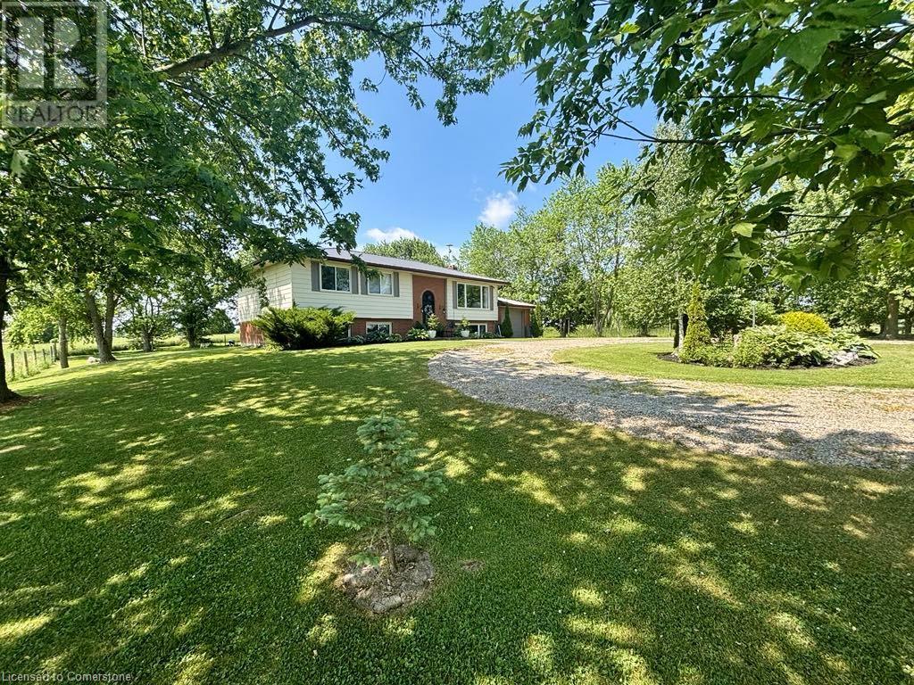 Photo 1 of 7761 Canborough Road, Dunnville ON