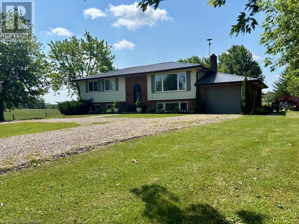 Photo 2 of 7761 Canborough Road, Dunnville ON