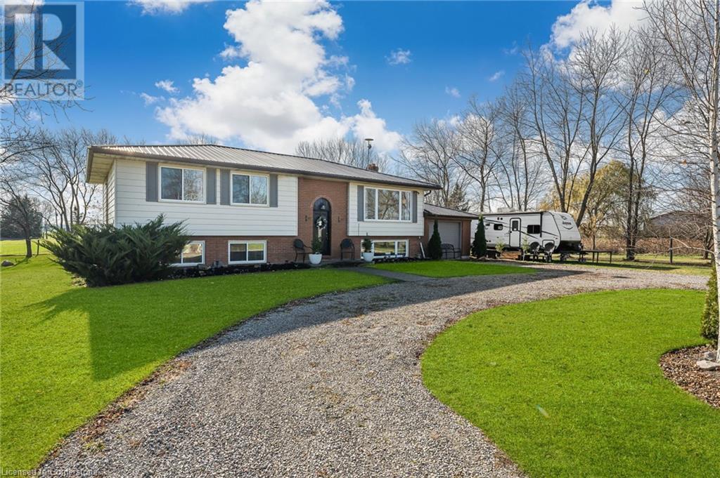 Photo 3 of 7761 Canborough Road, Dunnville ON