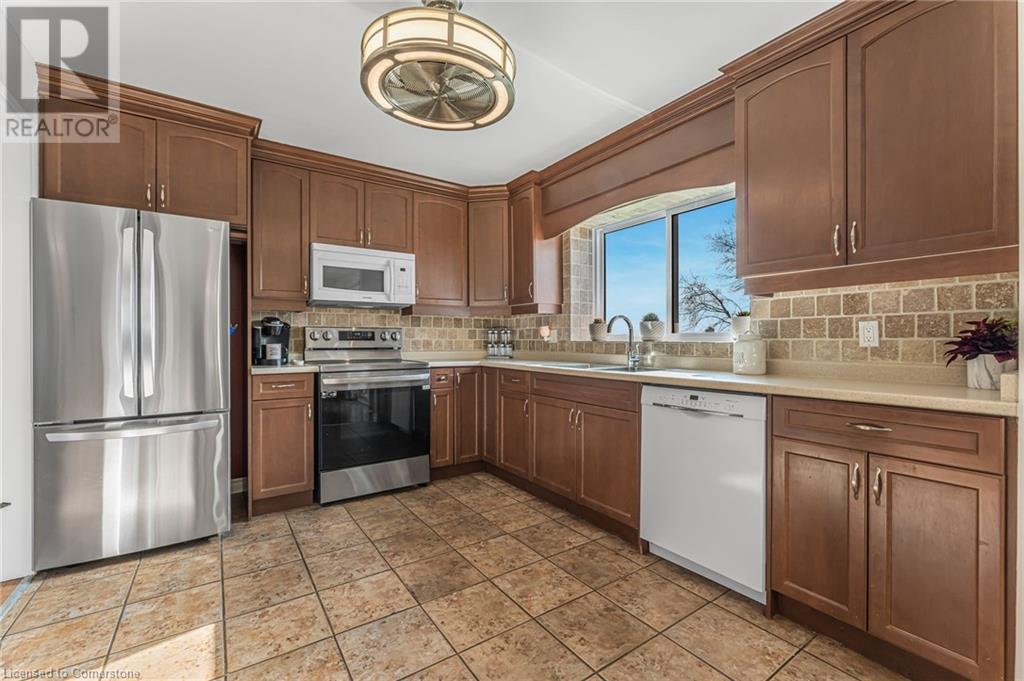 Photo 14 of 7761 Canborough Road, Dunnville ON