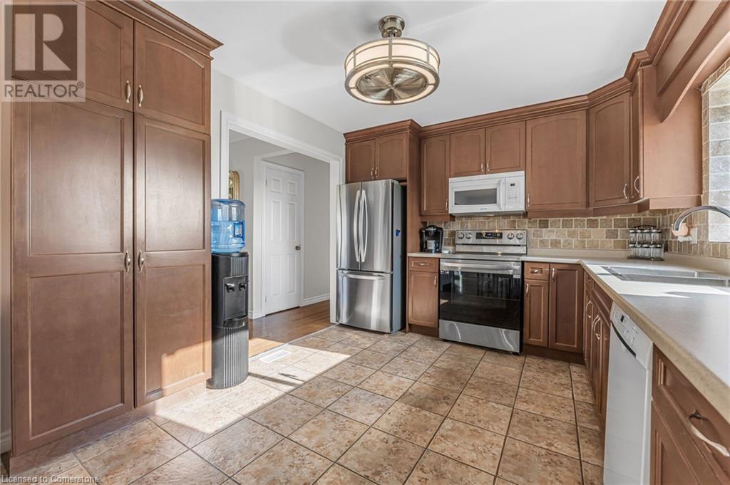 Photo 15 of 7761 Canborough Road, Dunnville ON
