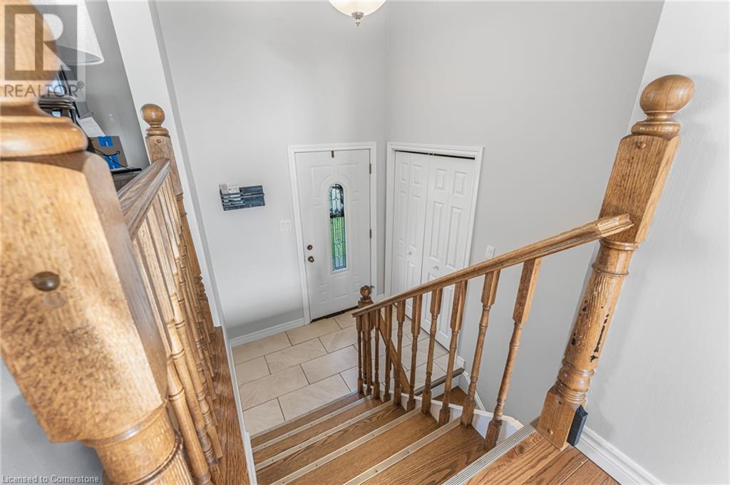 Photo 6 of 7761 Canborough Road, Dunnville ON