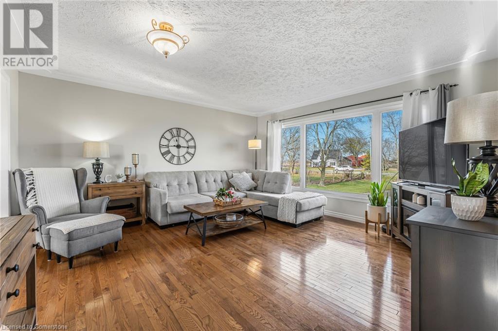 Photo 7 of 7761 Canborough Road, Dunnville ON