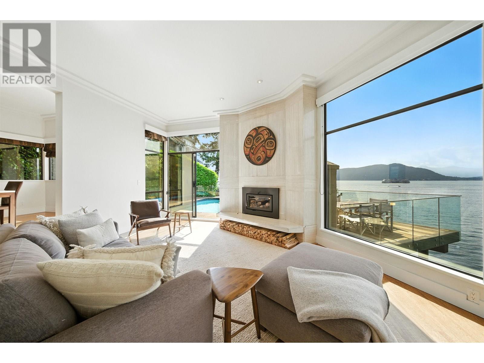 8275 PASCO ROAD, West Vancouver