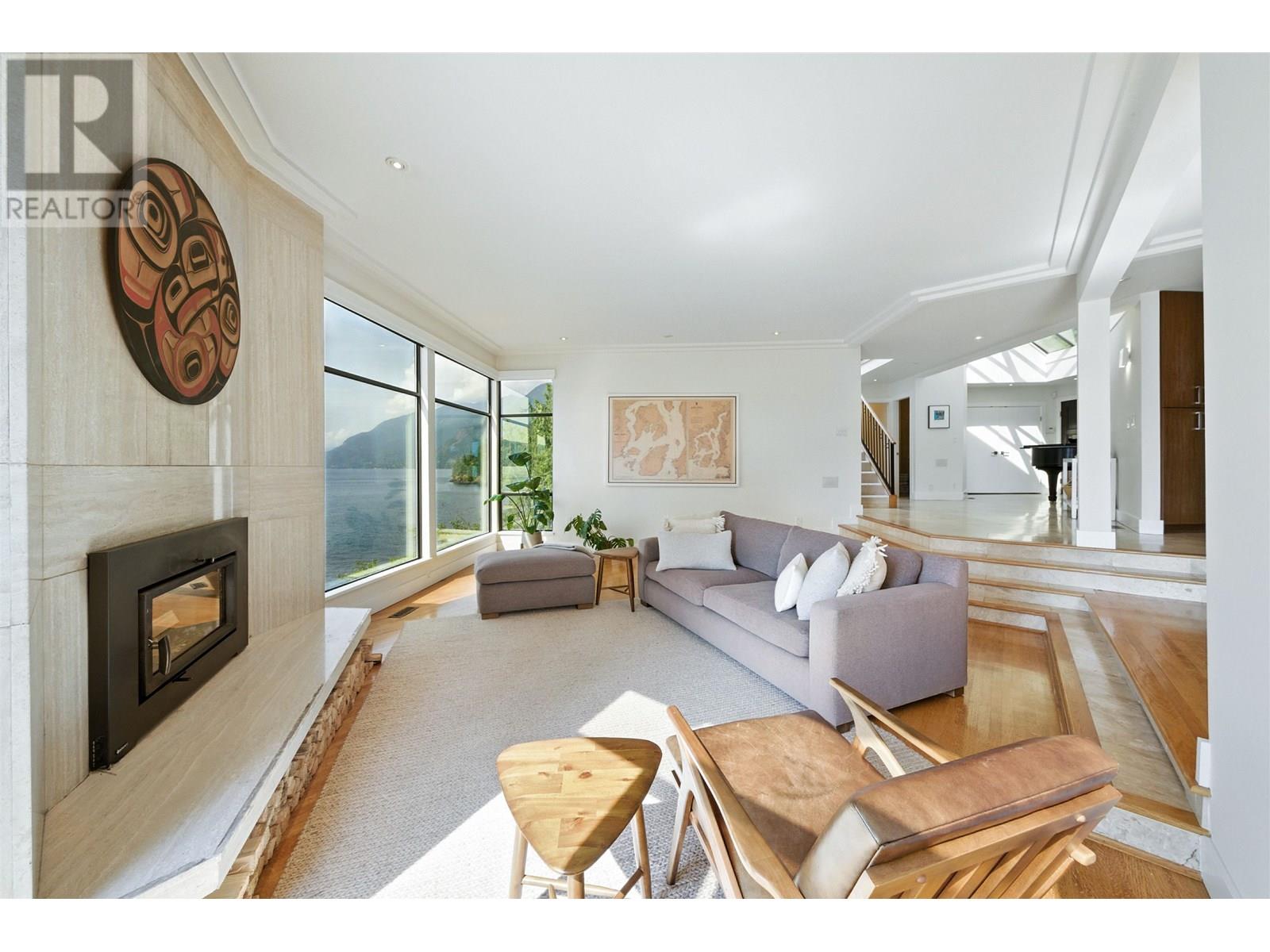 8275 PASCO ROAD, West Vancouver