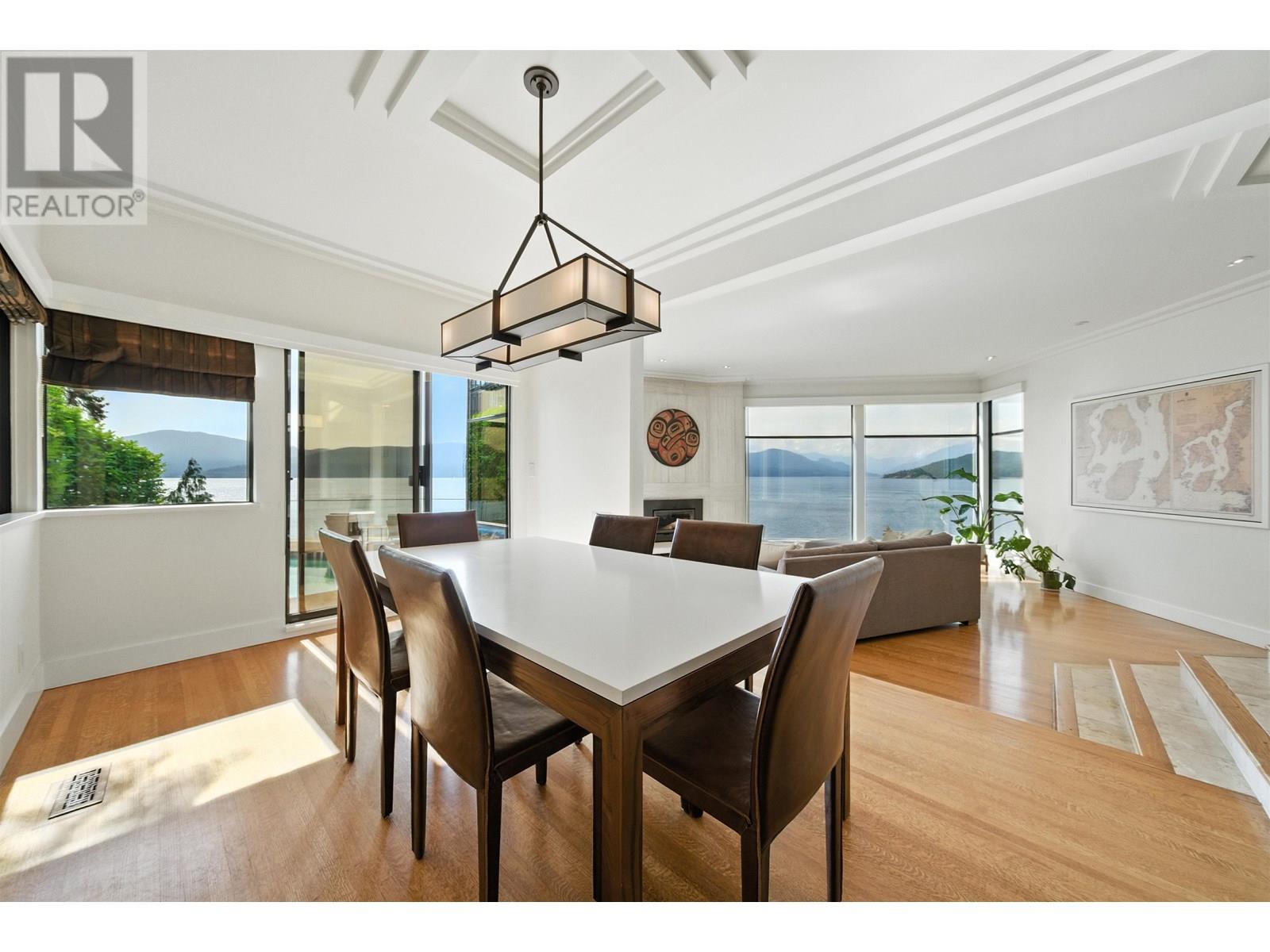 8275 PASCO ROAD, West Vancouver