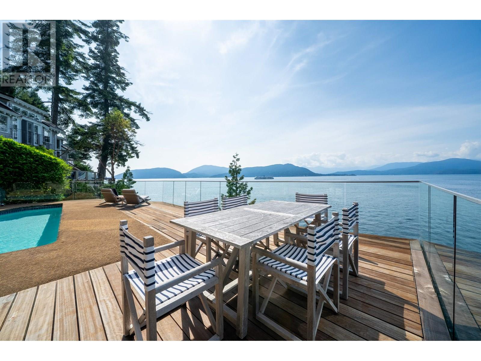 8275 PASCO ROAD, West Vancouver