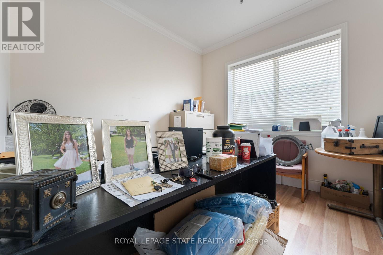 Photo 4 of 455 Cumberland Avenue, Hamilton ON