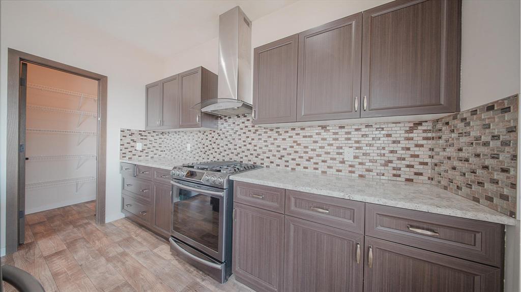 Photo 49 of 53 Wapta Crescent, Winnipeg MB