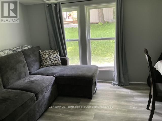 Single Family House for Sale in  WHYLIE   OXFORD  HIGHWAY East Zorra-Tavistock (Hidden Valley) 