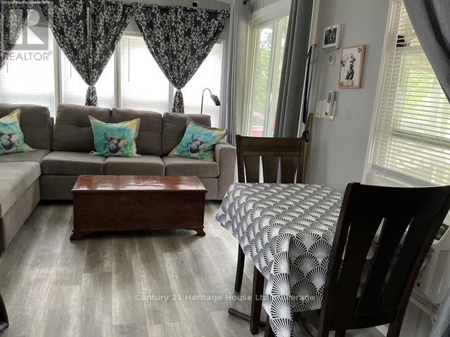 Single Family House for Sale in  WHYLIE   OXFORD  HIGHWAY East Zorra-Tavistock (Hidden Valley) 