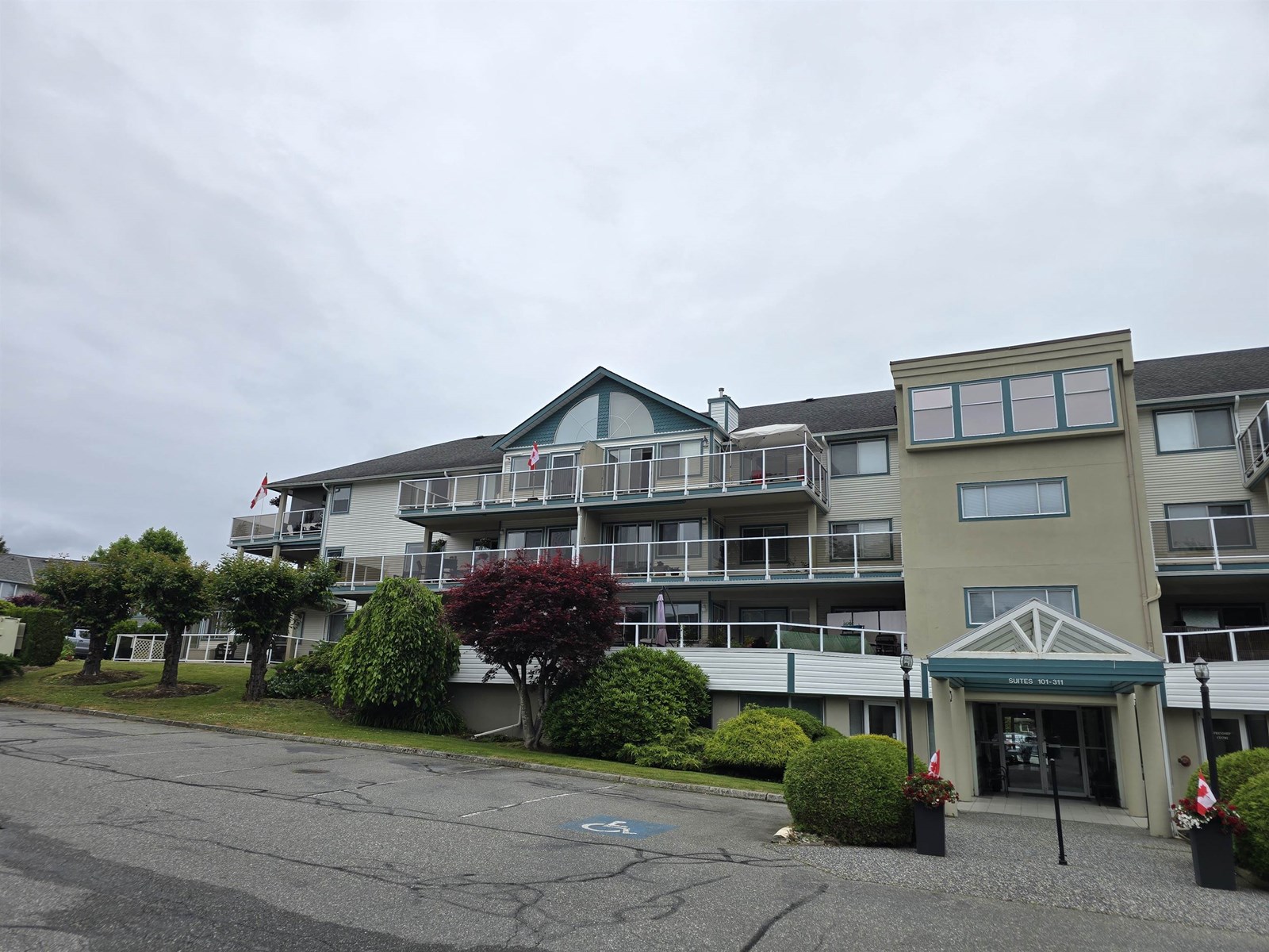 Photo 6 of 201 7500 Columbia Street, Mission BC
