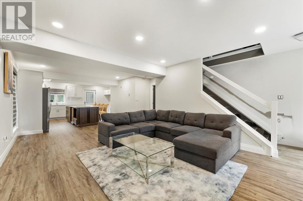 Photo 15 of 1530 Sprucewood, Lasalle ON