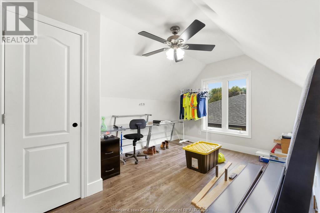 Photo 18 of 1530 Sprucewood, Lasalle ON
