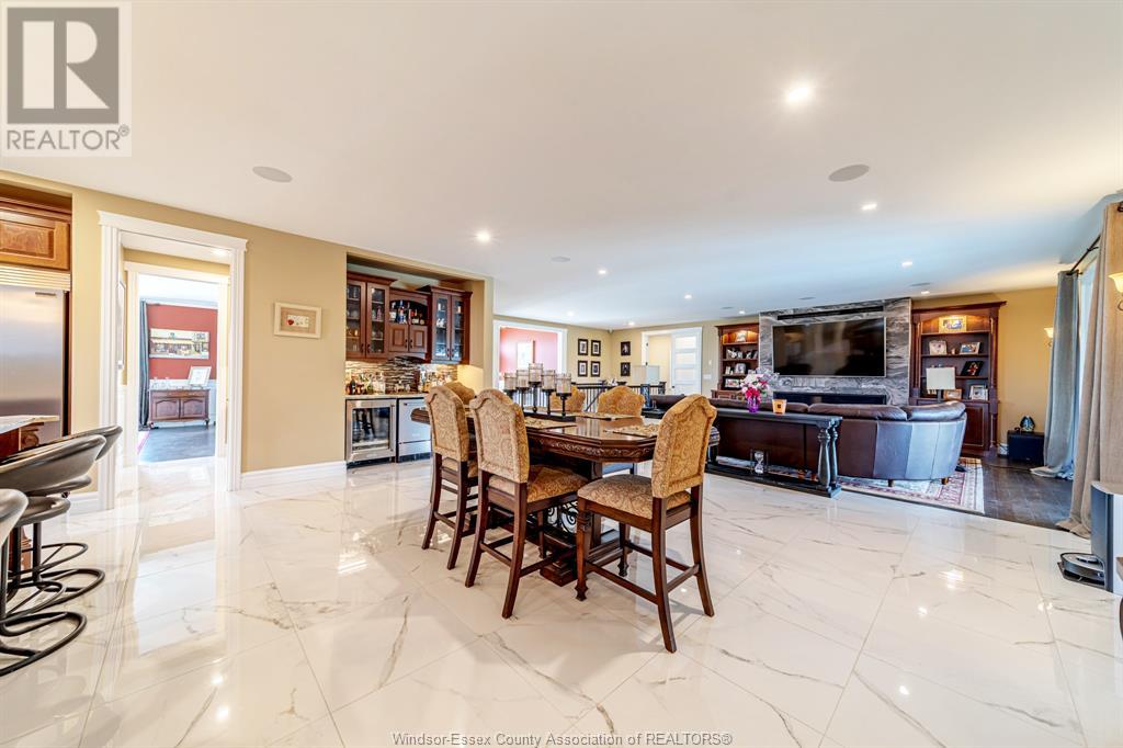 Photo 12 of 3000 South Talbot, Tecumseh ON