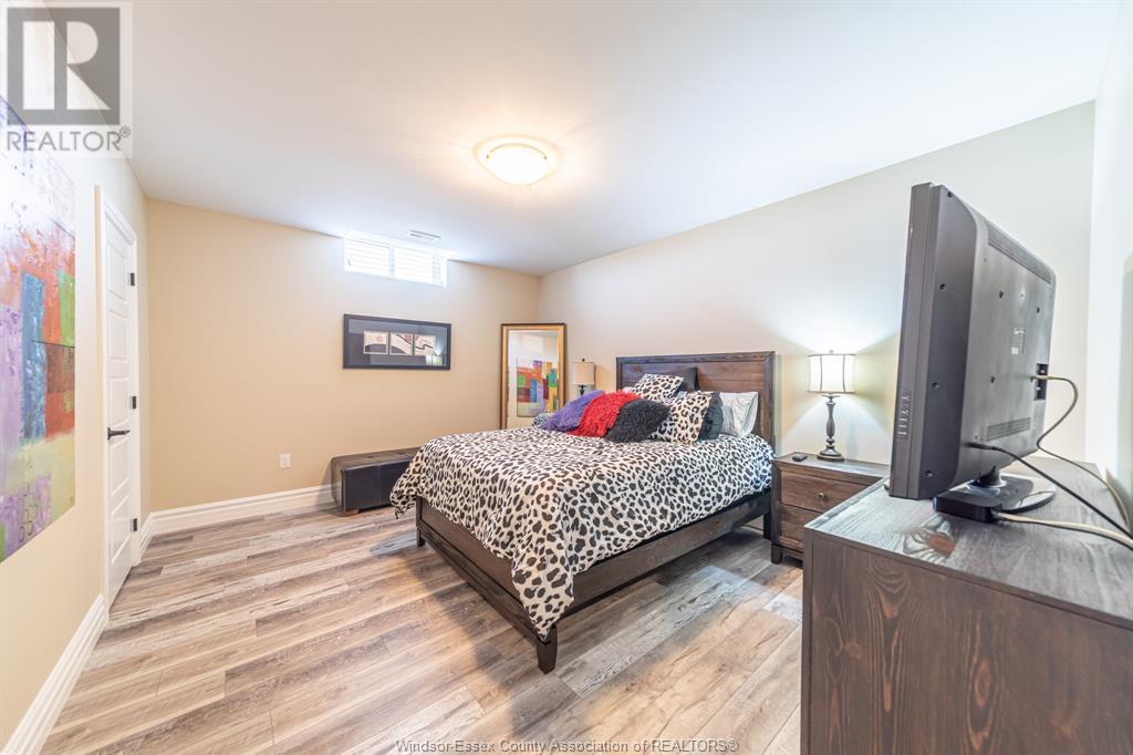 Photo 26 of 3000 South Talbot, Tecumseh ON