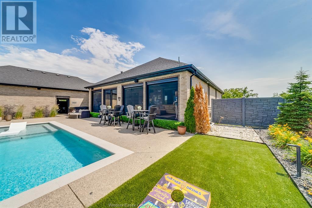 Photo 36 of 3000 South Talbot, Tecumseh ON