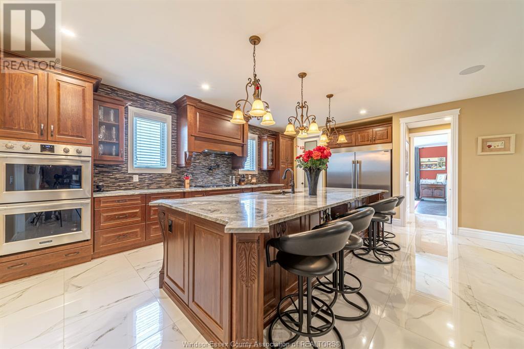 Photo 9 of 3000 South Talbot, Tecumseh ON
