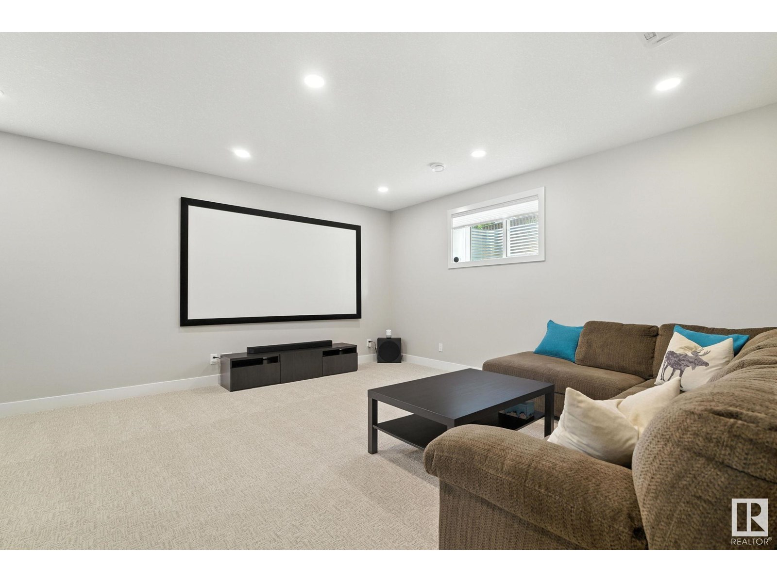 Photo 4 of 53 Autumnwood Cr, Spruce Grove AB