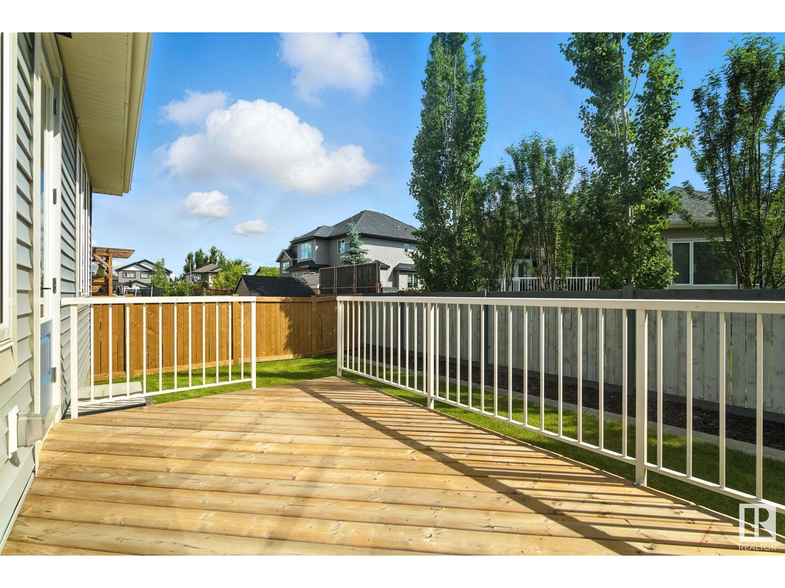Photo 9 of 53 Autumnwood Cr, Spruce Grove AB