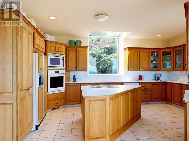 10219 DOUGLAS BAY ROAD, Powell River